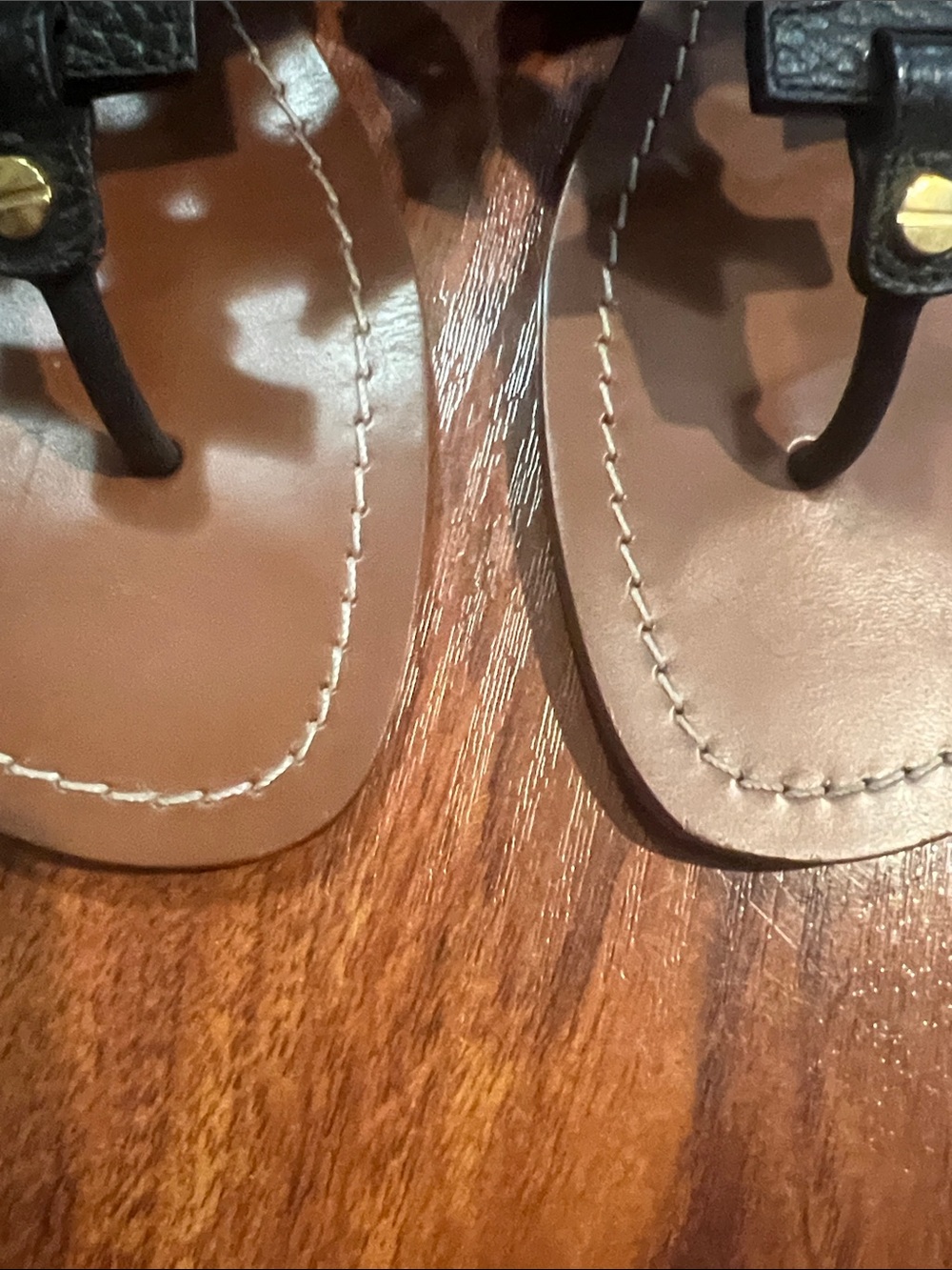 Tory Burch Black Leather sandals 9 1/2 - Picture 4 of 8